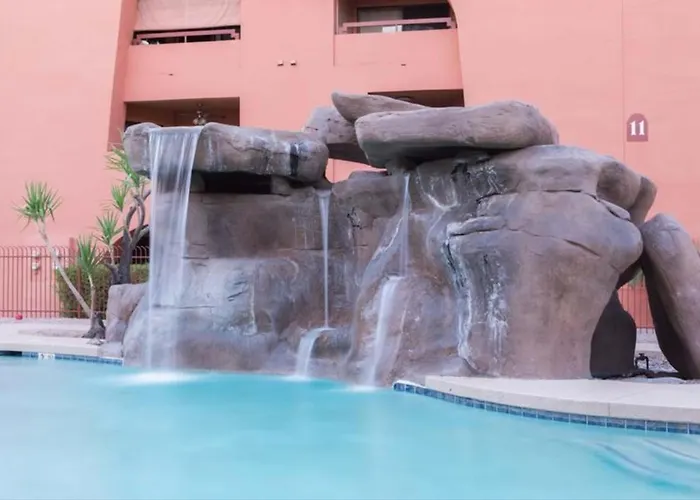 Cozy In A Gated Community With Pool Access Holiday home *