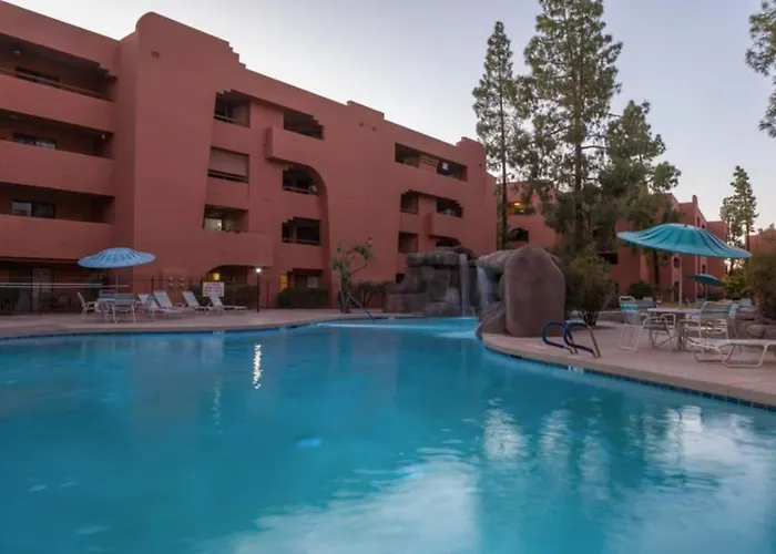 Cozy In A Gated Community With Pool Access Holiday home